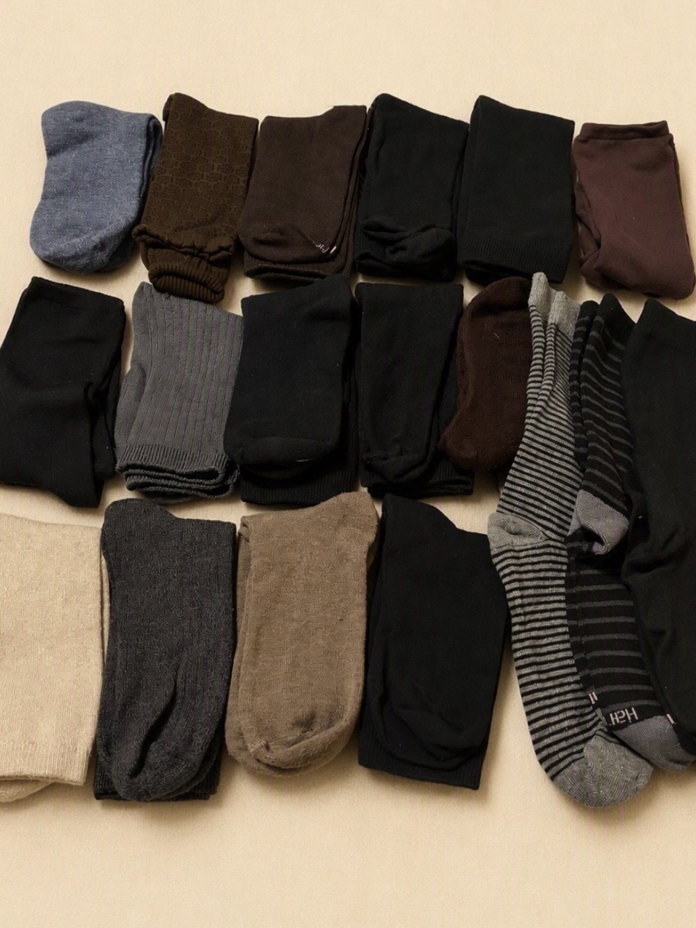 17-Pair Women’s/Teen Crew Sock Lot – $10. Assorted color